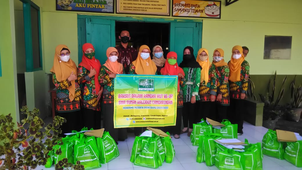 Bakti Sosial Dalam Rangka Harlah SMA Sunan Kalijogo Ke-37